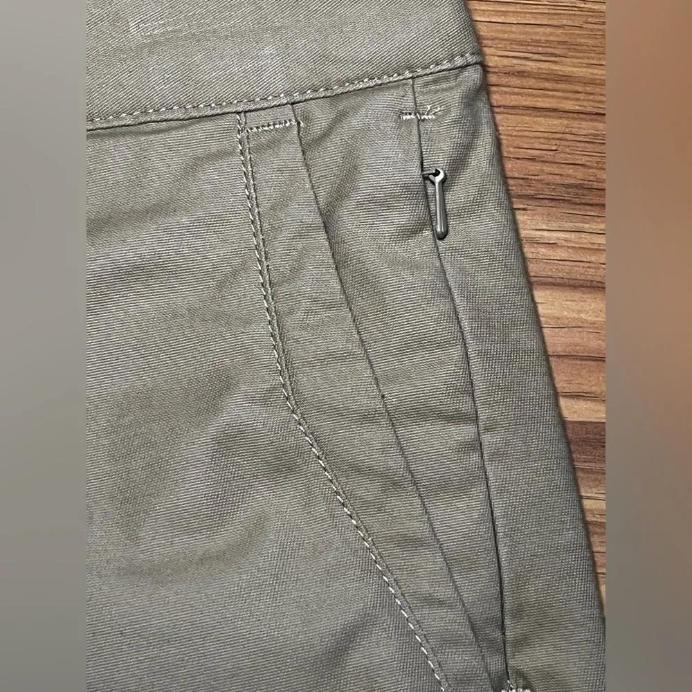 Roark Porter Short Men's Size 30 khaki